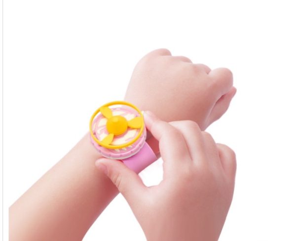 Mainan jam tangan gasing piring terbang , Gyroscope toy watch