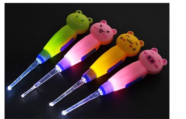 pembersih kuping LED motif, Ear pick